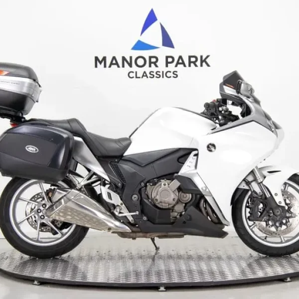 2010 Honda VFR1200FD