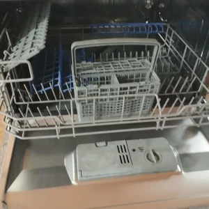 Dishwasher - Image 2