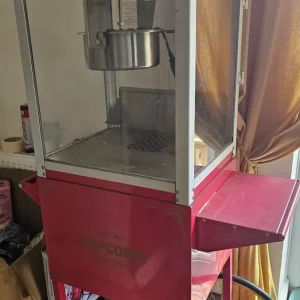 Large pop corn machine