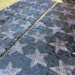 8 pieces of sequined fabrics - Image 3