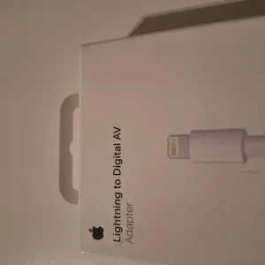 Lightning to Digital AV Adapter - Image 2