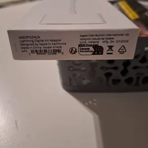 Lightning to Digital AV Adapter - Image 3