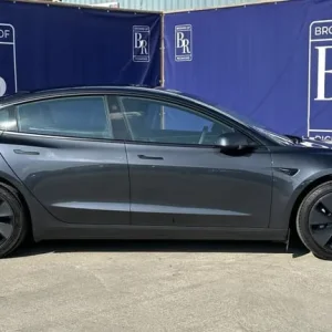 2025 Tesla Model 3 Rear-Wheel Drive Electric Sedan - Image 4