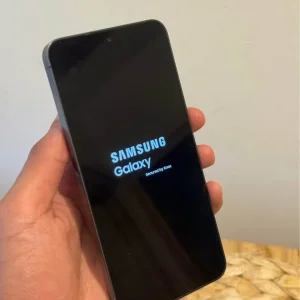 Samsung Galaxy S24 Black 128GB Unlocked - Image 4