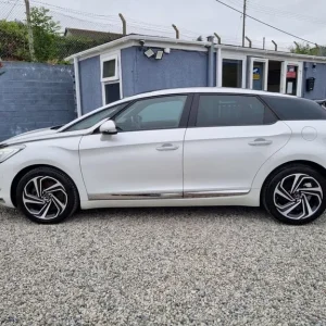 2015 DS 5 Prestige 2.0 Blue HDI - Image 3