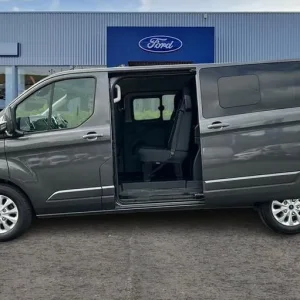 2023 Ford Transit Custom 320 Limited Double Cab - Image 6