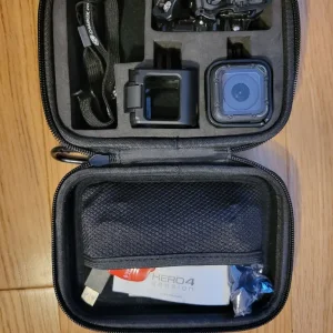 Gopro Hero 4 and accessories - Image 2