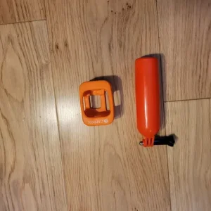 Gopro Hero 4 and accessories - Image 3
