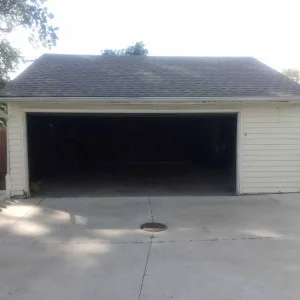 Garage in Marlborough, Wiltshire - Image 3