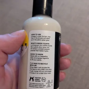 Lush Glow In The Dark Shower Gel - Image 3