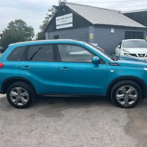 2017 Suzuki Vitara 1.6 DDiS SZ-T 5-door SUV Diesel Manual - Image 6