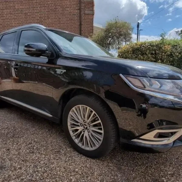 2018 Mitsubishi Outlander Hybrid 4WD SUV
