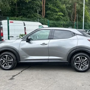 2024 Nissan Juke 1.6 N-Connecta SUV 5-door Petrol Hybrid - Image 6