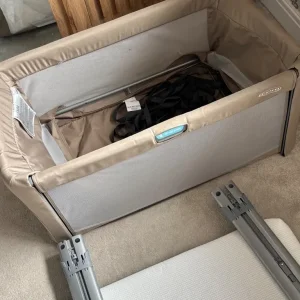 Graco Next to Me Crib - Image 5