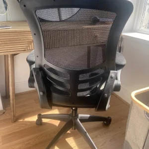 Office chair - Image 2