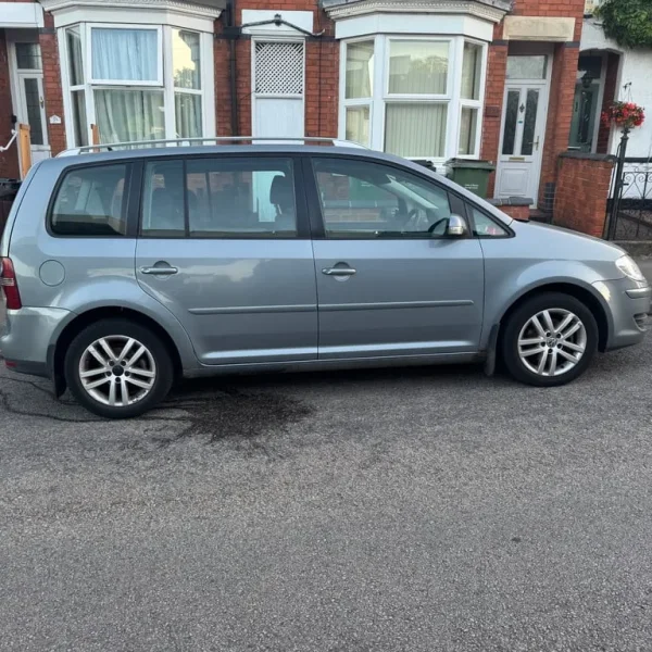 Volkswagen Touran 2008, 1.9 TDI, 5-door MPV
