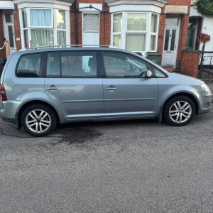 Volkswagen Touran 2008, 1.9 TDI, 5-door MPV