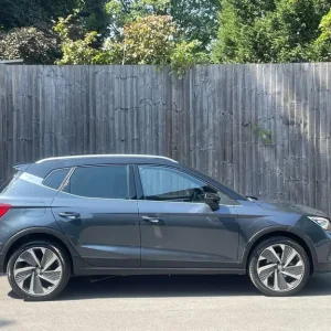 2023 SEAT Arona 1.0 TSI FR Sport Euro 6 5dr Hatchback - Image 5