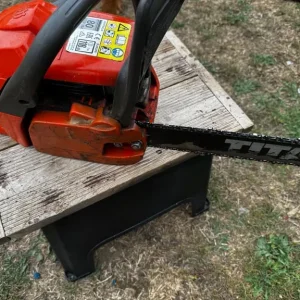 Husqvarna 120 chainsaw - Image 2