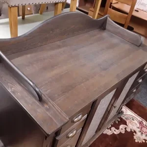 Polish dark oak drawer unit and bedside tables - Image 4