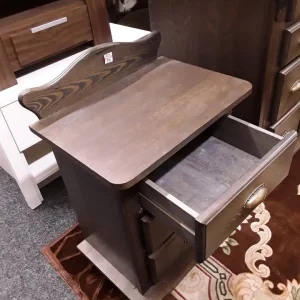 Polish dark oak drawer unit and bedside tables - Image 8