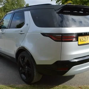 2021 Land Rover Discovery 3.0 D300 MHEV R-Dynamic HSE SUV 5dr Diesel Auto 4WD Euro 6 (s/s) - Image 5