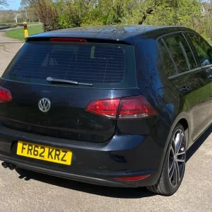 Volkswagen Golf Automatic 2.0 TDI Diesel with Full Service History and 12 Months MOT - Image 7
