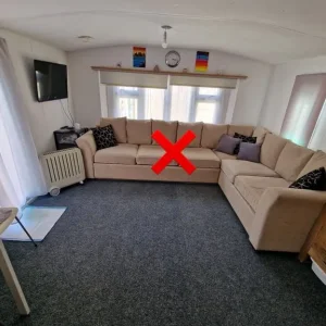 Caravan with appliances and furniture - Image 2