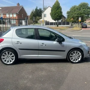 2010 Peugeot 207 1.4 16V S 2 Tronic Hatchback - Image 7