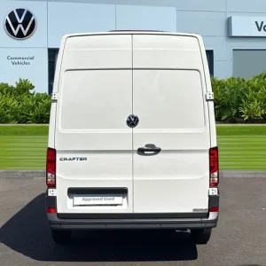 2025 Volkswagen Crafter PV 2.0 TDI 140PS CR35 LWB Commerce Auto Van Diesel Automatic - Image 4