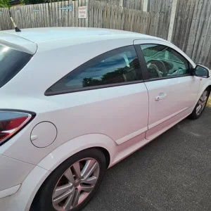 2009 Vauxhall Astra 1.4 3-door hatchback - Image 3