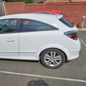 2009 Vauxhall Astra 1.4 3-door hatchback - Image 5