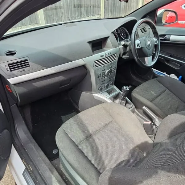 2009 Vauxhall Astra 1.4 3-door hatchback