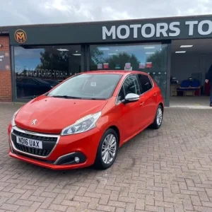 2016 Peugeot 208 1.2 PureTech Allure Hatchback - Image 4