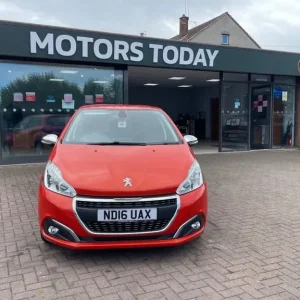 2016 Peugeot 208 1.2 PureTech Allure Hatchback - Image 6