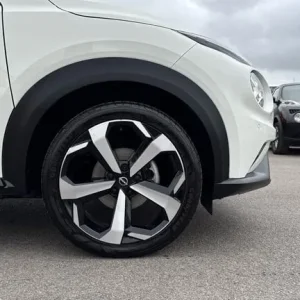 2022 Nissan Juke 1.0 DiG-T 114 Tekna 5-door hatchback - Image 7