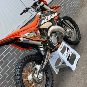 2018 KTM XCW150 XCW150 ROAD LEGAL - Image 4
