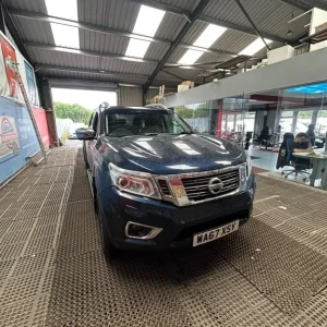 2017 Nissan Navara Tekna dCi 4x4 Diesel Manual