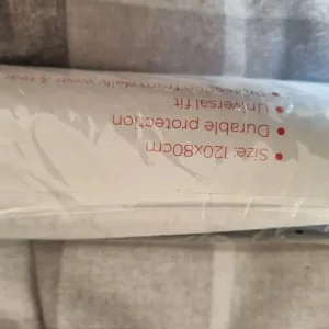 Car boot mat – brand new, never used - Image 3