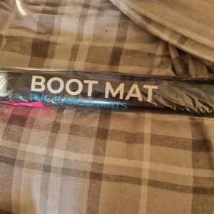 Car boot mat – brand new, never used