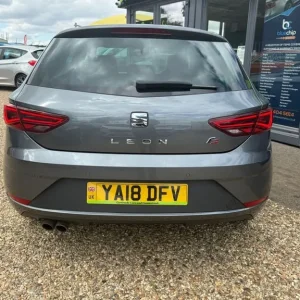 2018 SEAT Leon 1.4 TSI 125 FR Manual 5-door Hatchback - Image 8