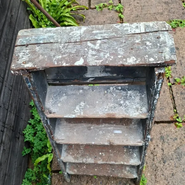 old decorators steps