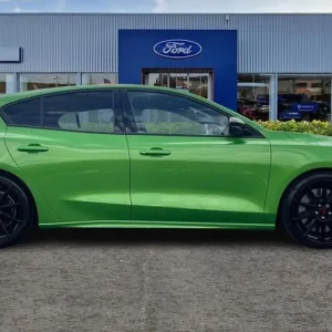 2023 Ford Focus 2.3 EcoBoost ST 5dr Manual Hatchback Petrol Manual - Image 3