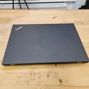 Lenovo ThinkPad P52s 15.6 inch Laptop with 16GB RAM and 512GB SSD - Image 7