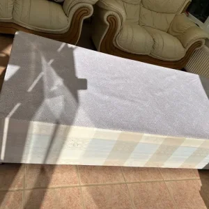 Single bed base