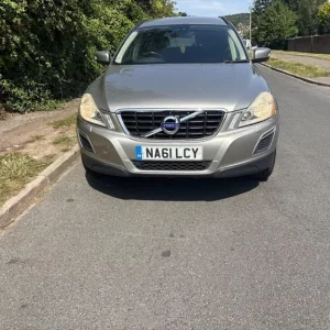 2011 Volvo XC60 2.0 D3 DRIVe SE Euro 5 (s/s) 5dr Diesel - Image 8