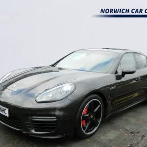 2016 Porsche Panamera 4.8 V8 GTS Hatchback - Image 5