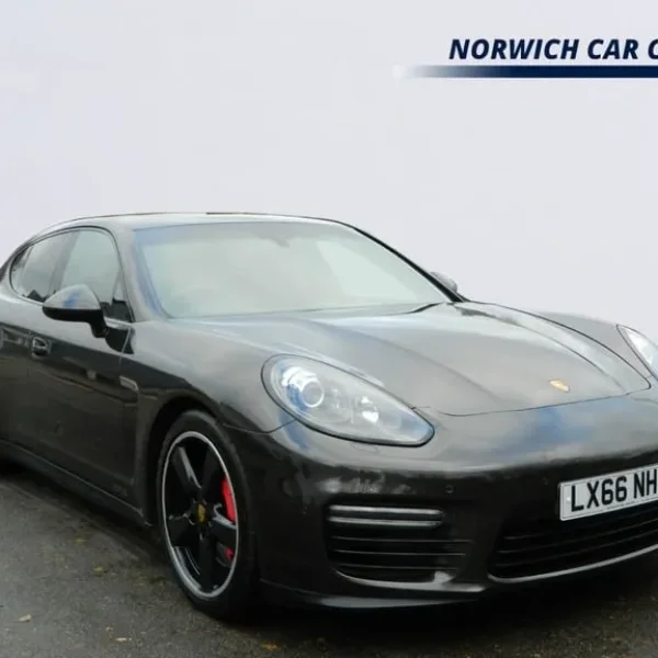 2016 Porsche Panamera 4.8 V8 GTS Hatchback
