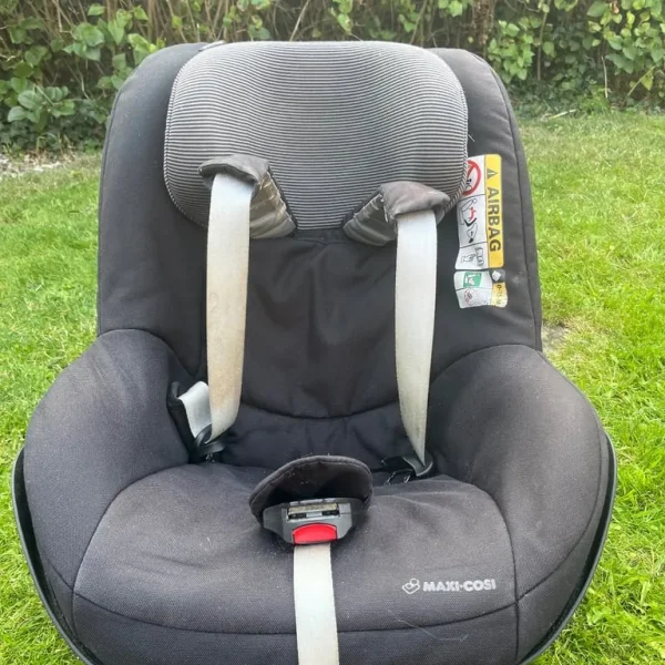Maxi Cosy Pearl 2 seat and base