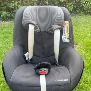 Maxi Cosy Pearl 2 seat and base